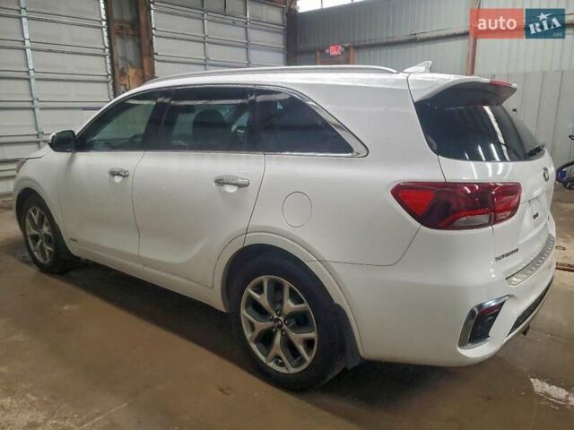 Білий Кіа Соренто, об'ємом двигуна 3.3 л та пробігом 137 тис. км за 2900 $, фото 1 на Automoto.ua