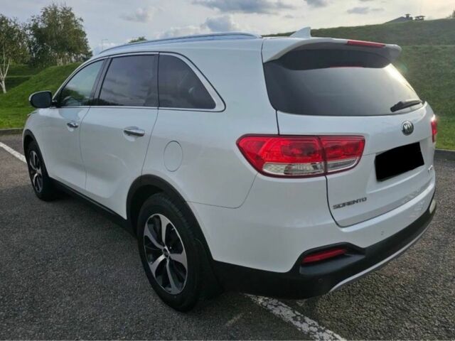 Білий Кіа Соренто, об'ємом двигуна 0 л та пробігом 102 тис. км за 15400 $, фото 3 на Automoto.ua