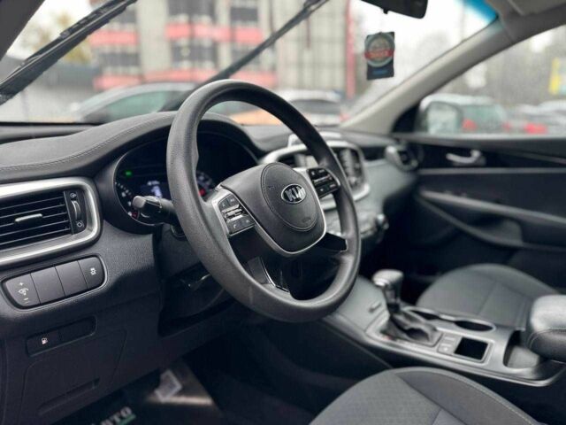 Киа Соренто 2020 в Черновцах на Automoto.ua Белый Киа Соренто, объемом двигателя 2.4 л и пробегом 113 тыс. км за 19700 $, фото 7 на Automoto.ua