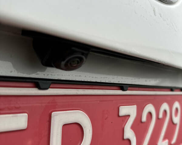 Білий Кіа Соренто, об'ємом двигуна 2.2 л та пробігом 156 тис. км за 28500 $, фото 16 на Automoto.ua