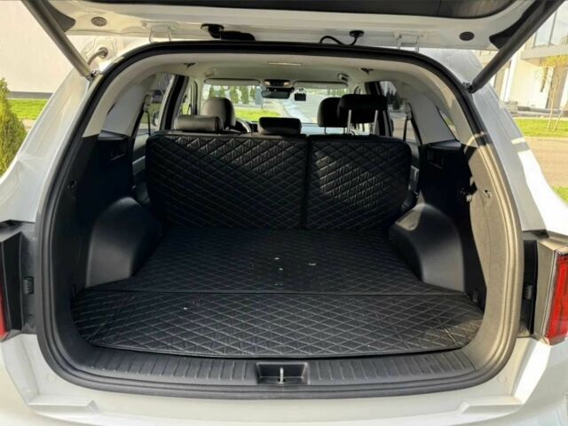 Белый Киа Соренто, объемом двигателя 2.2 л и пробегом 51 тыс. км за 22999 $, фото 8 на Automoto.ua