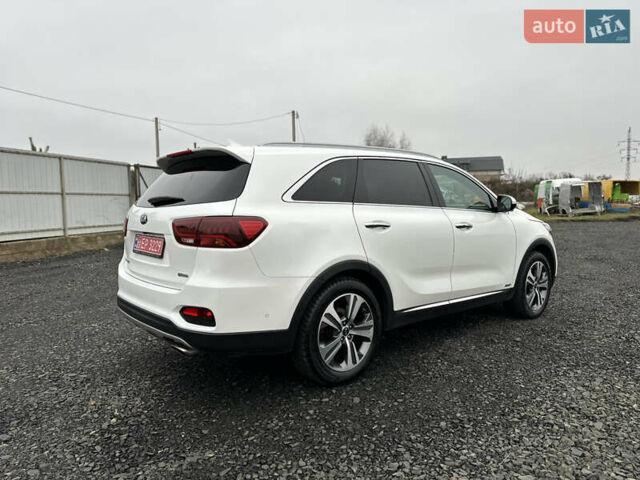 Білий Кіа Соренто, об'ємом двигуна 2.2 л та пробігом 156 тис. км за 28500 $, фото 7 на Automoto.ua
