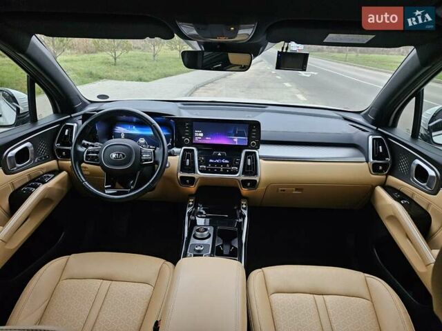 Білий Кіа Соренто, об'ємом двигуна 2.15 л та пробігом 148 тис. км за 32900 $, фото 13 на Automoto.ua