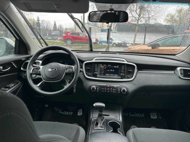 Киа Соренто 2020 в Черновцах на Automoto.ua Белый Киа Соренто, объемом двигателя 2.4 л и пробегом 113 тыс. км за 19700 $, фото 17 на Automoto.ua