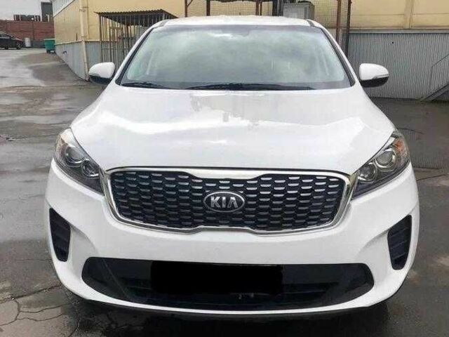 Білий Кіа Соренто, об'ємом двигуна 2.4 л та пробігом 114 тис. км за 15600 $, фото 1 на Automoto.ua