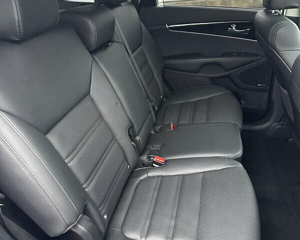 Білий Кіа Соренто, об'ємом двигуна 2.2 л та пробігом 156 тис. км за 28500 $, фото 28 на Automoto.ua