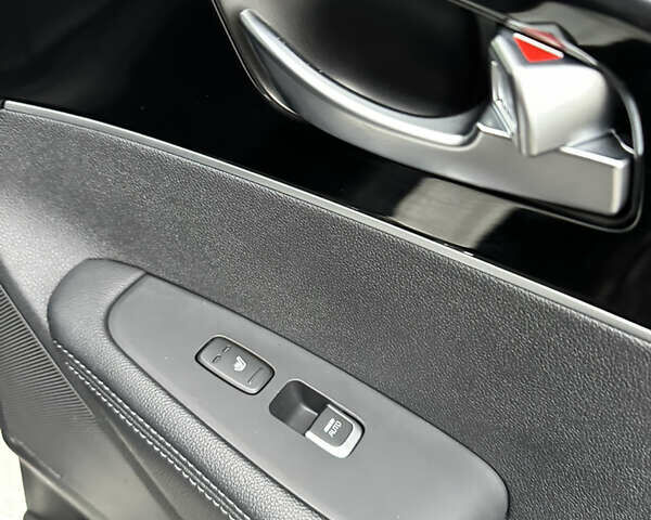 Білий Кіа Соренто, об'ємом двигуна 2.2 л та пробігом 156 тис. км за 28500 $, фото 30 на Automoto.ua