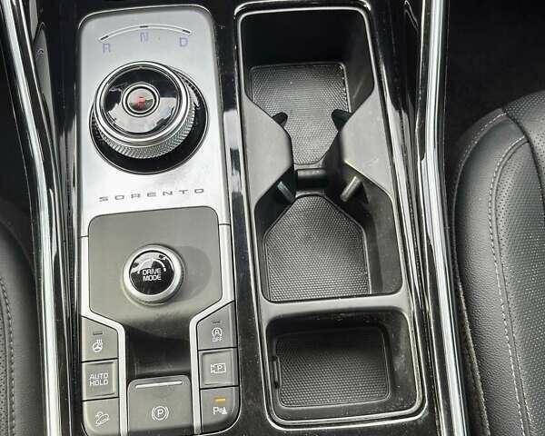 Киа Соренто 2020 в Львове на Automoto.ua Белый Киа Соренто, объемом двигателя 2.15 л и пробегом 173 тыс. км за 32500 $, фото 20 на Automoto.ua