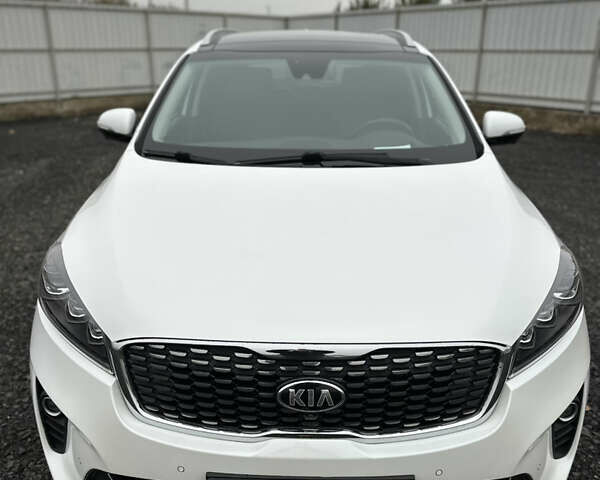 Білий Кіа Соренто, об'ємом двигуна 2.2 л та пробігом 156 тис. км за 28500 $, фото 10 на Automoto.ua