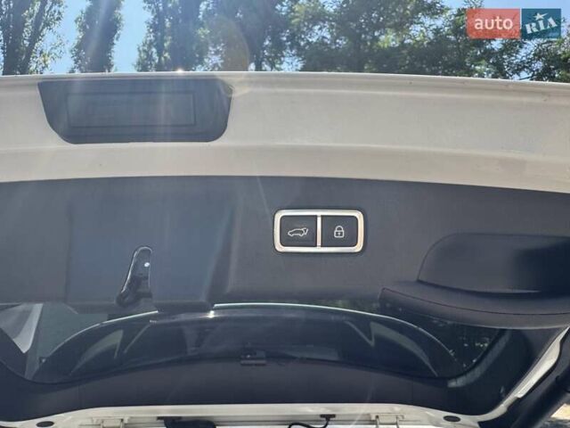 Белый Киа Соренто, объемом двигателя 2.2 л и пробегом 105 тыс. км за 32800 $, фото 16 на Automoto.ua