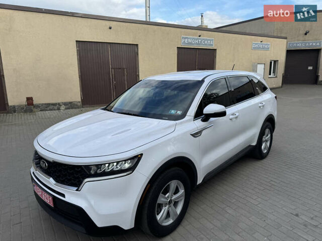 Белый Киа Соренто, объемом двигателя 2.5 л и пробегом 260 тыс. км за 18700 $, фото 5 на Automoto.ua
