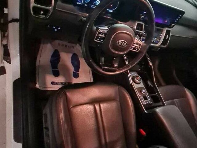 Белый Киа Соренто, объемом двигателя 2.2 л и пробегом 42 тыс. км за 31000 $, фото 11 на Automoto.ua