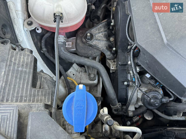 Белый Киа Соренто, объемом двигателя 2.15 л и пробегом 121 тыс. км за 31500 $, фото 71 на Automoto.ua