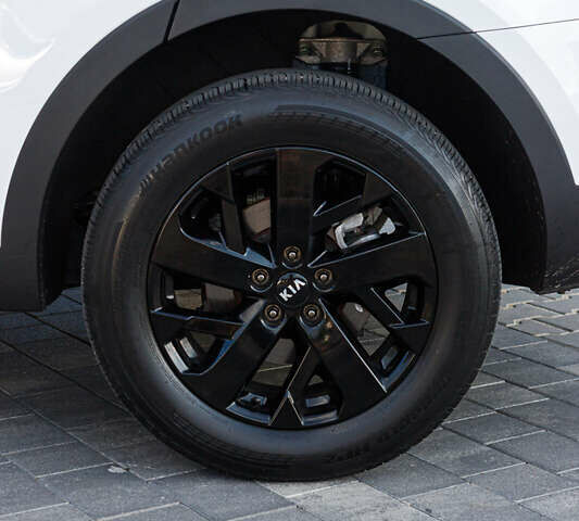 Білий Кіа Соренто, об'ємом двигуна 2.5 л та пробігом 34 тис. км за 25999 $, фото 12 на Automoto.ua