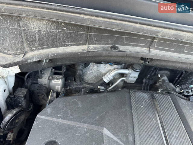 Белый Киа Соренто, объемом двигателя 2.15 л и пробегом 121 тыс. км за 31500 $, фото 74 на Automoto.ua