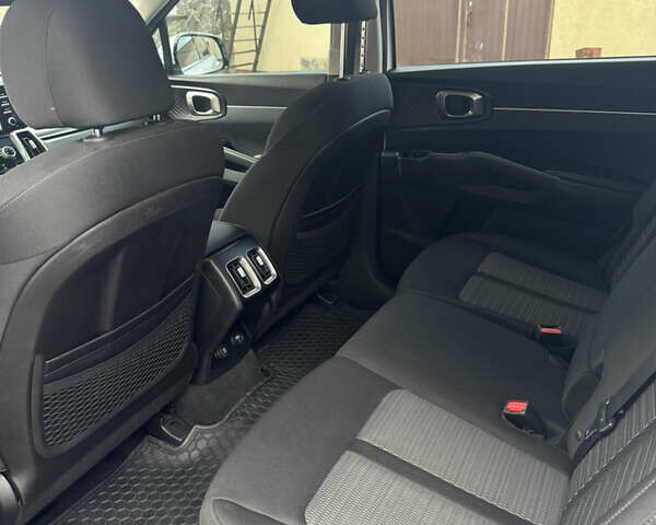 Белый Киа Соренто, объемом двигателя 2.5 л и пробегом 262 тыс. км за 24500 $, фото 62 на Automoto.ua