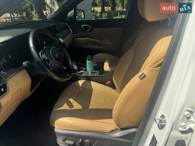 Белый Киа Соренто, объемом двигателя 2.2 л и пробегом 105 тыс. км за 32800 $, фото 11 на Automoto.ua