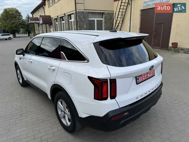 Белый Киа Соренто, объемом двигателя 2.5 л и пробегом 262 тыс. км за 24500 $, фото 11 на Automoto.ua