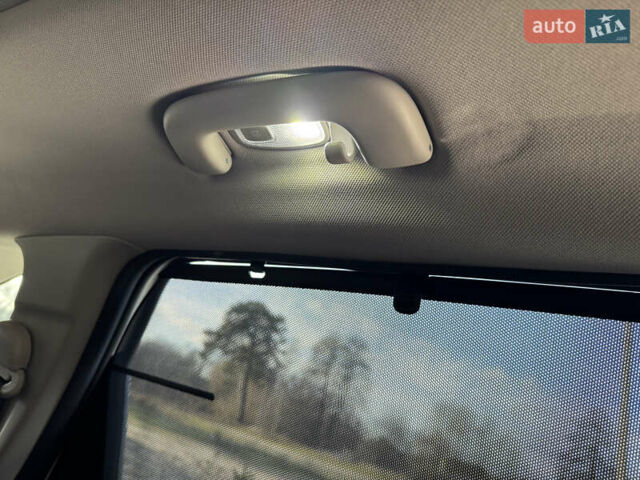 Белый Киа Соренто, объемом двигателя 2.15 л и пробегом 121 тыс. км за 31500 $, фото 86 на Automoto.ua