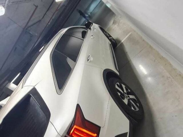 Белый Киа Соренто, объемом двигателя 2.2 л и пробегом 42 тыс. км за 31000 $, фото 3 на Automoto.ua