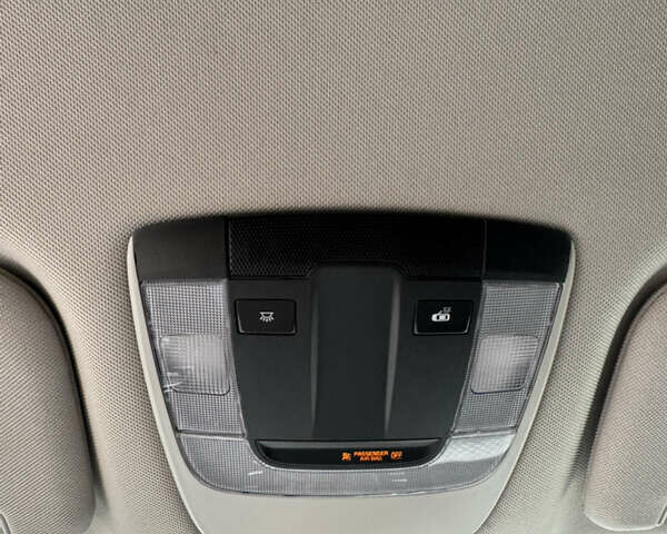 Белый Киа Соренто, объемом двигателя 2.5 л и пробегом 260 тыс. км за 18700 $, фото 59 на Automoto.ua