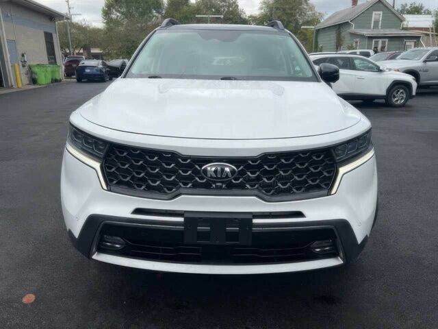 Белый Киа Соренто, объемом двигателя 2.5 л и пробегом 22 тыс. км за 15000 $, фото 1 на Automoto.ua