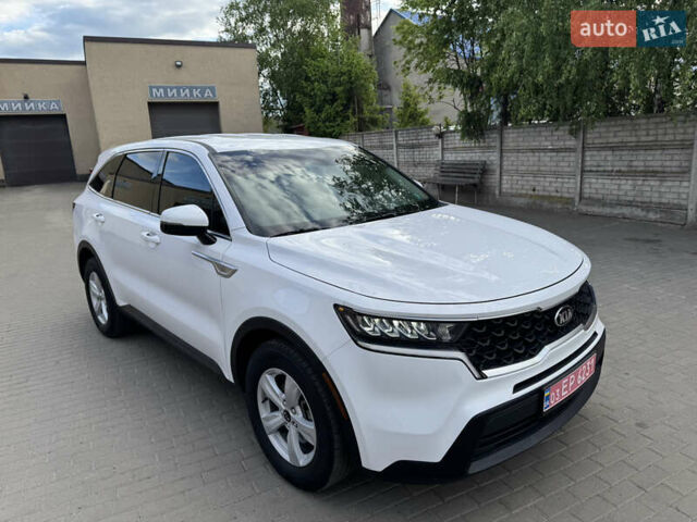 Белый Киа Соренто, объемом двигателя 2.5 л и пробегом 259 тыс. км за 19200 $, фото 23 на Automoto.ua