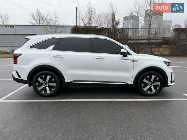 Белый Киа Соренто, объемом двигателя 2.2 л и пробегом 103 тыс. км за 33900 $, фото 5 на Automoto.ua