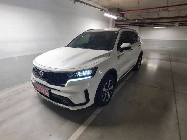 Белый Киа Соренто, объемом двигателя 2.2 л и пробегом 42 тыс. км за 31000 $, фото 6 на Automoto.ua