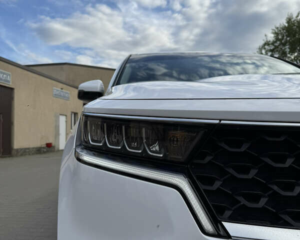 Белый Киа Соренто, объемом двигателя 2.5 л и пробегом 260 тыс. км за 18700 $, фото 29 на Automoto.ua