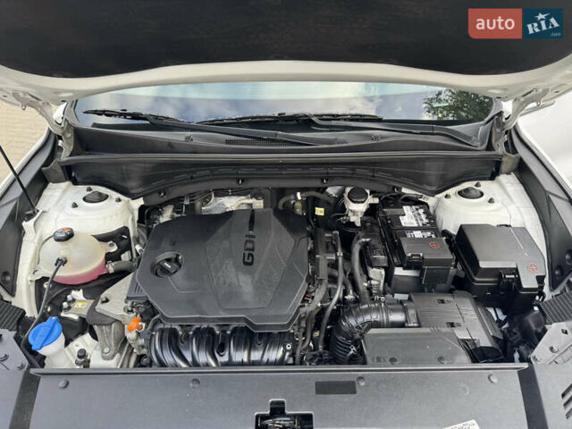 Белый Киа Соренто, объемом двигателя 2.5 л и пробегом 262 тыс. км за 24500 $, фото 82 на Automoto.ua