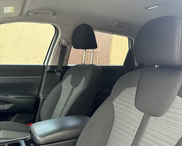 Белый Киа Соренто, объемом двигателя 2.5 л и пробегом 262 тыс. км за 24500 $, фото 44 на Automoto.ua