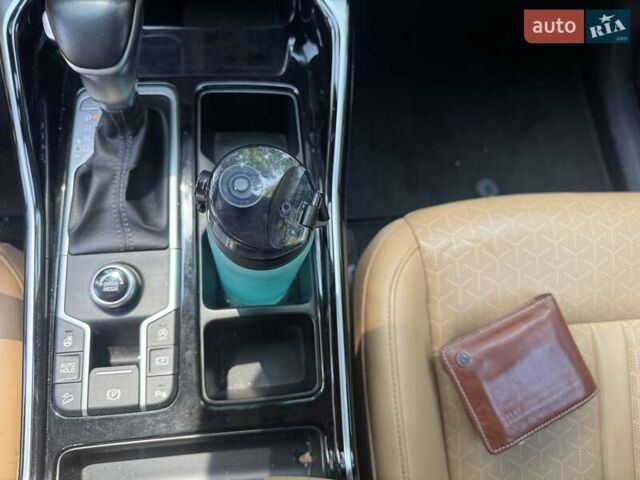 Белый Киа Соренто, объемом двигателя 2.2 л и пробегом 105 тыс. км за 32800 $, фото 23 на Automoto.ua