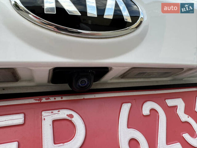 Белый Киа Соренто, объемом двигателя 2.5 л и пробегом 262 тыс. км за 24500 $, фото 38 на Automoto.ua