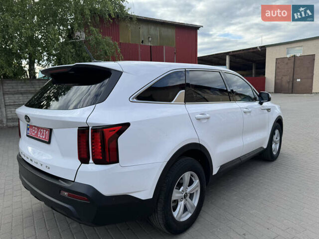 Белый Киа Соренто, объемом двигателя 2.5 л и пробегом 260 тыс. км за 18700 $, фото 17 на Automoto.ua