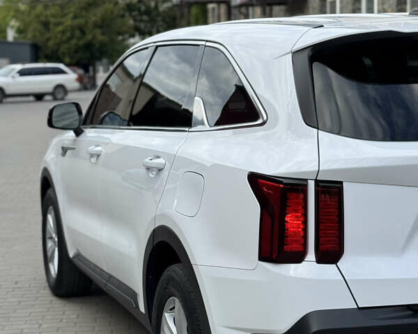 Белый Киа Соренто, объемом двигателя 2.5 л и пробегом 260 тыс. км за 18700 $, фото 36 на Automoto.ua