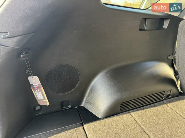 Белый Киа Соренто, объемом двигателя 2.15 л и пробегом 121 тыс. км за 31500 $, фото 24 на Automoto.ua