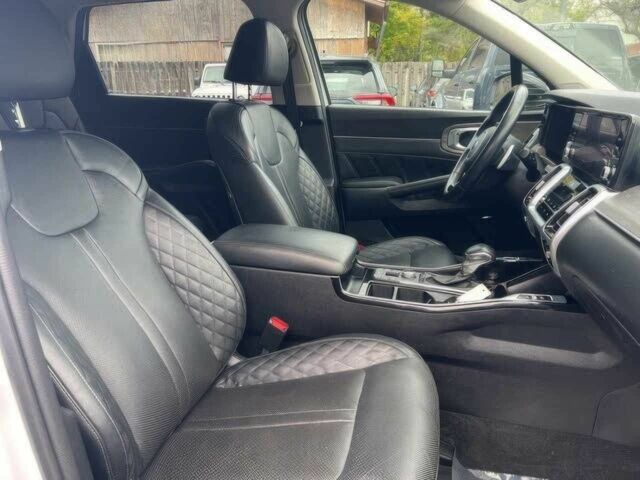 Белый Киа Соренто, объемом двигателя 2.5 л и пробегом 22 тыс. км за 15000 $, фото 7 на Automoto.ua