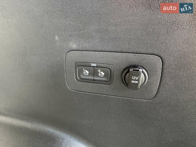 Белый Киа Соренто, объемом двигателя 2.15 л и пробегом 121 тыс. км за 31500 $, фото 62 на Automoto.ua