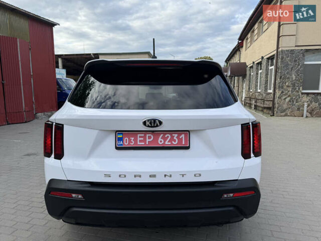 Белый Киа Соренто, объемом двигателя 2.5 л и пробегом 259 тыс. км за 19200 $, фото 15 на Automoto.ua