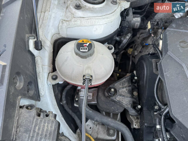 Белый Киа Соренто, объемом двигателя 2.15 л и пробегом 121 тыс. км за 31500 $, фото 70 на Automoto.ua