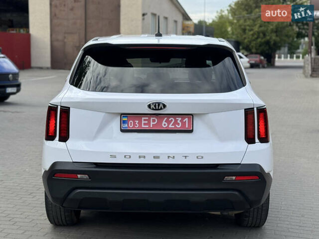 Белый Киа Соренто, объемом двигателя 2.5 л и пробегом 262 тыс. км за 24500 $, фото 16 на Automoto.ua
