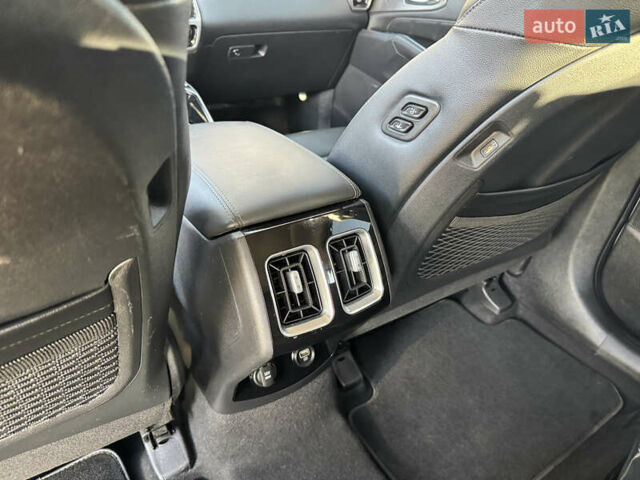 Белый Киа Соренто, объемом двигателя 2.15 л и пробегом 121 тыс. км за 31500 $, фото 32 на Automoto.ua