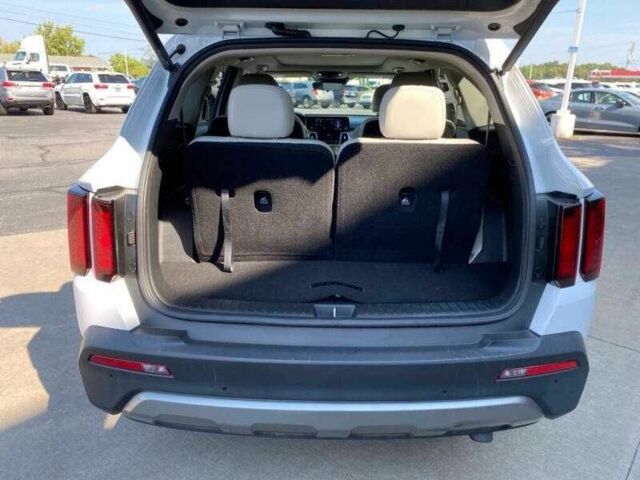 Білий Кіа Соренто, об'ємом двигуна 2.5 л та пробігом 26 тис. км за 11200 $, фото 19 на Automoto.ua