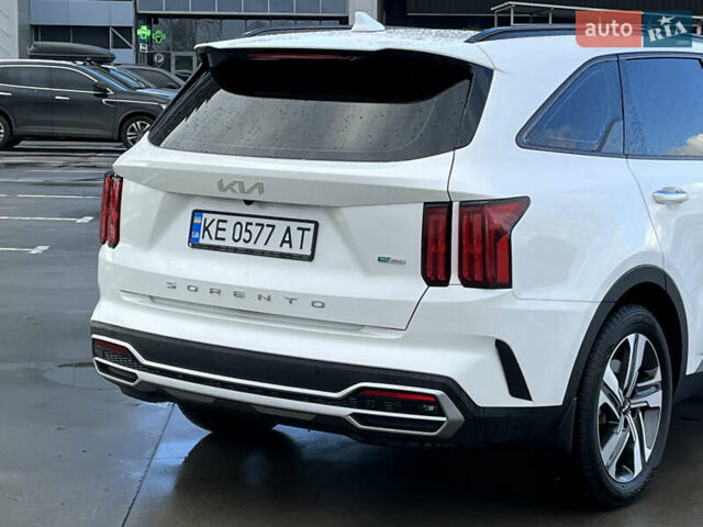 Белый Киа Соренто, объемом двигателя 1.6 л и пробегом 26 тыс. км за 44000 $, фото 5 на Automoto.ua