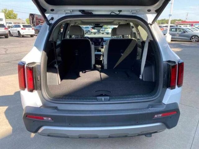 Білий Кіа Соренто, об'ємом двигуна 2.5 л та пробігом 26 тис. км за 11200 $, фото 20 на Automoto.ua