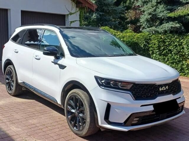 Белый Киа Соренто, объемом двигателя 2.5 л и пробегом 68 тыс. км за 18000 $, фото 1 на Automoto.ua