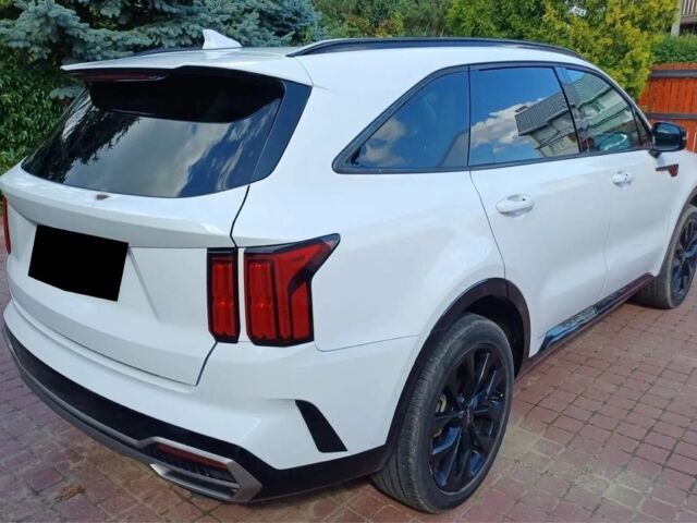 Белый Киа Соренто, объемом двигателя 2.5 л и пробегом 68 тыс. км за 18000 $, фото 3 на Automoto.ua