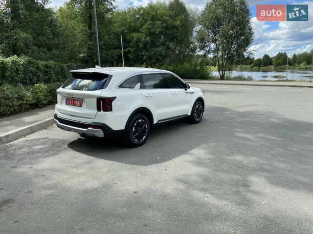 Белый Киа Соренто, объемом двигателя 2.2 л и пробегом 105 тыс. км за 39700 $, фото 4 на Automoto.ua