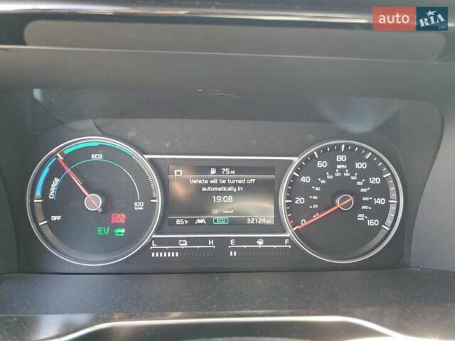 Белый Киа Соренто, объемом двигателя 1.6 л и пробегом 45 тыс. км за 11500 $, фото 8 на Automoto.ua